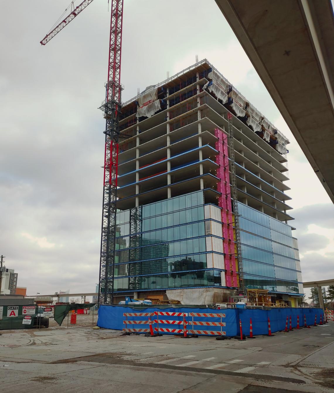 Detroit Development News on X: The Louis 25-story, 500 unit new  construction on the former site of the Joe Louis Future site plans include  expansion of Huntington Place, hotel(s) and street reconfiguration