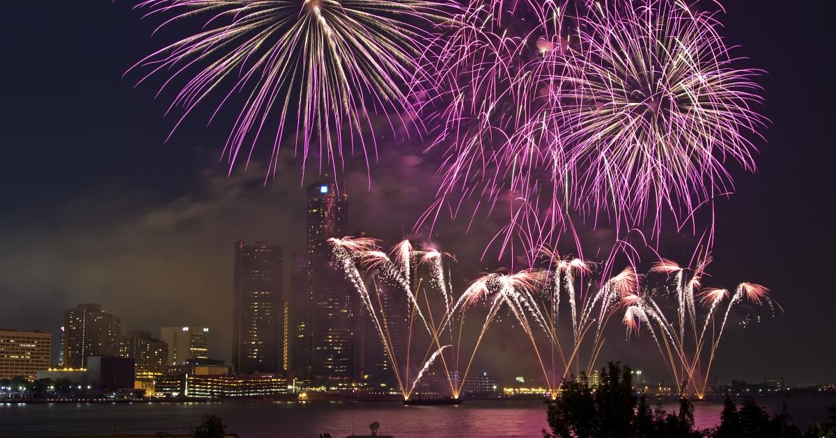Detroit fireworks 2023 Where to watch, street closures, and more